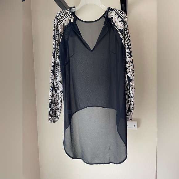 Long sleeve sequence sheer top - Picture 2 of 2